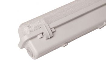Feuchtraum-Wannenleuchte-fuer-LED-Roehren-120cm-307.jpg